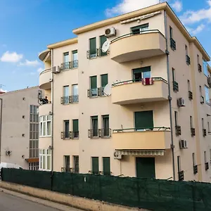 https://apartman-ruza-trogir.splithotels.org